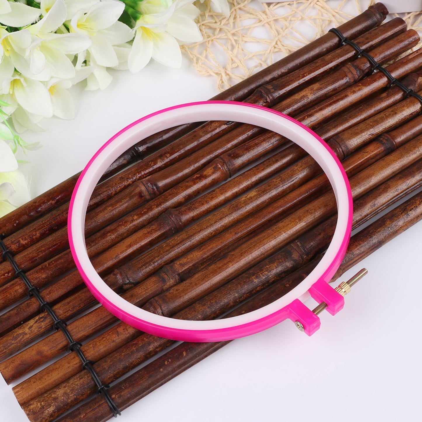Round Frame DIY Embroidery Hoop Ring Cross Stitch Needlecraft Tools (16.5CM)