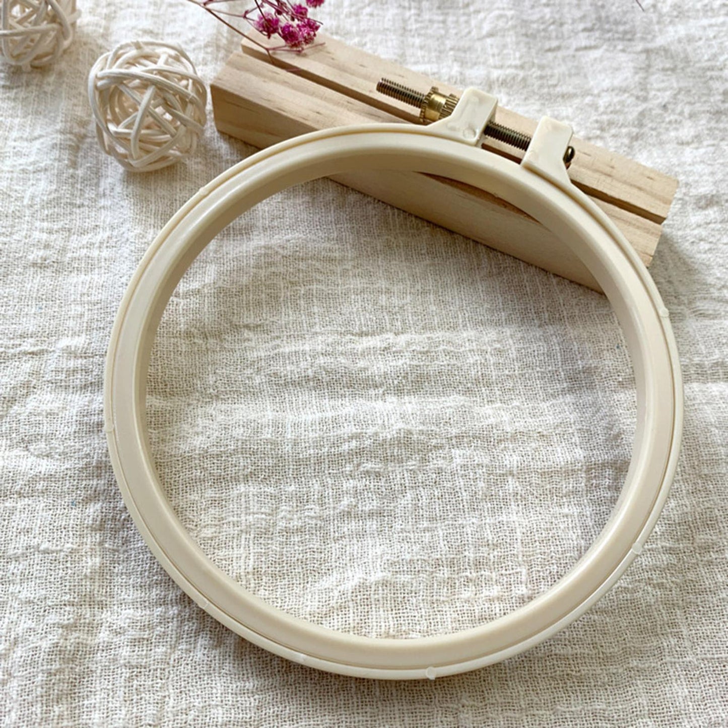 12.5CM Plastic Frame Embroidery Hoop Ring DIY Cross Stitch Sewing Circle