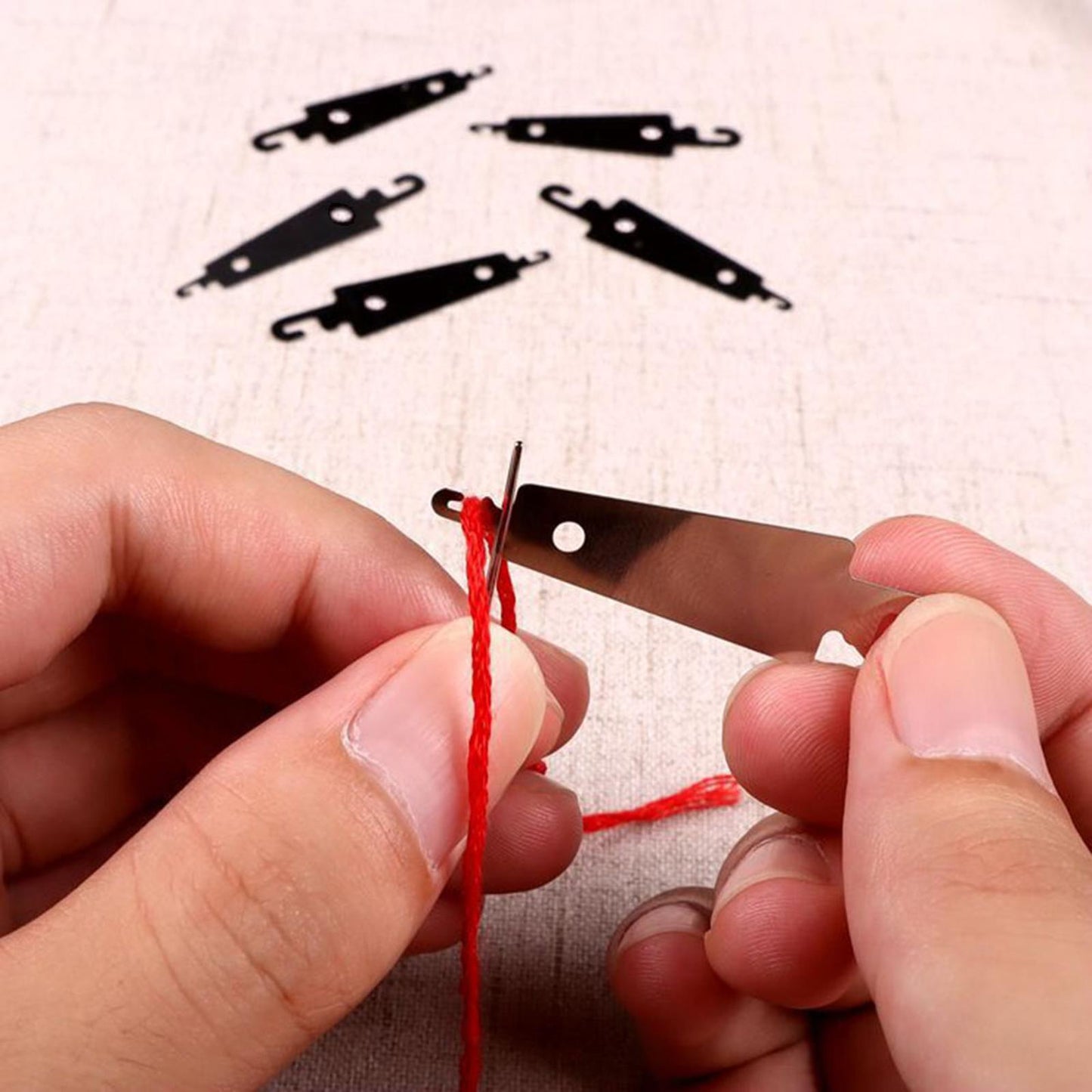 10PCS Stainless Steel Needle Threader Cross Stitch Sewing Needle Threader Needles Threading Guide Device Cross-Stitch Accessory