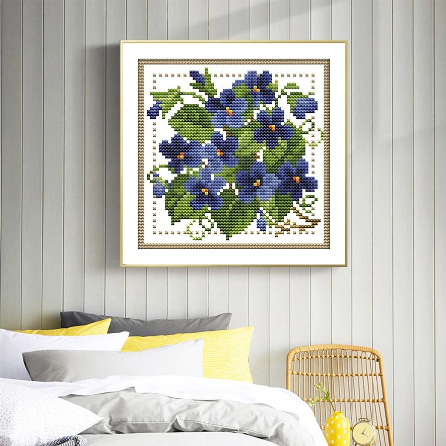 Month Flower - February - Partial 14CT Counted Cross Stitch 17x17CM - Joy Sunday