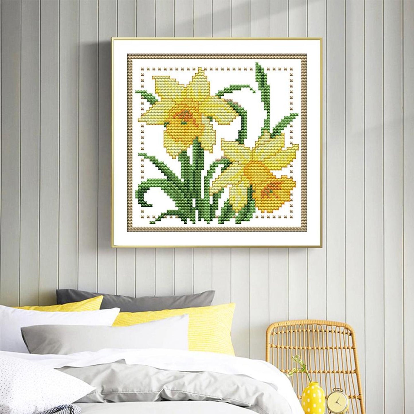 Month Flower - March - Partial 14CT Counted Cross Stitch 17x17CM - Joy Sunday