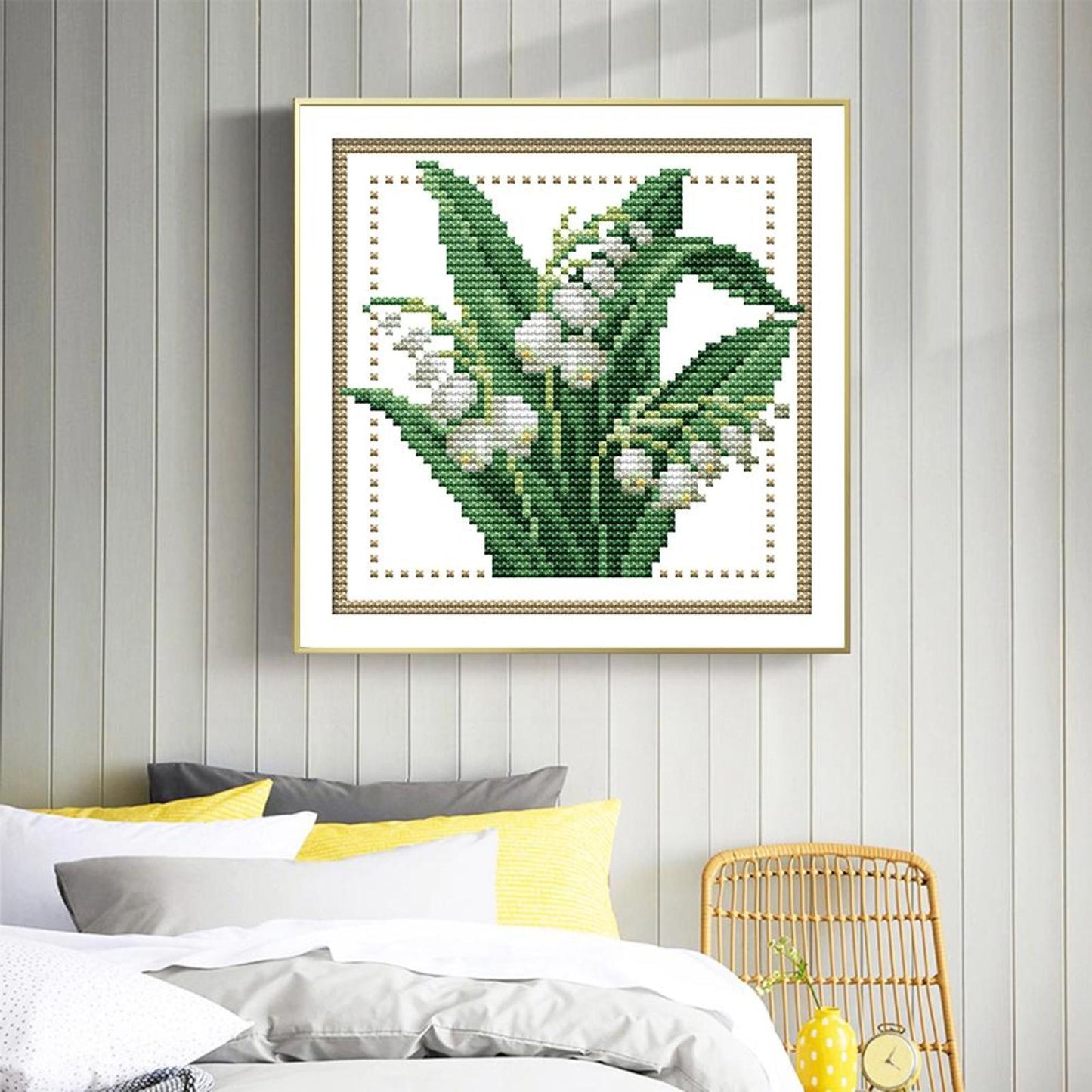Month Flower - May - Partial 14CT Counted Cross Stitch 17x17CM - Joy Sunday