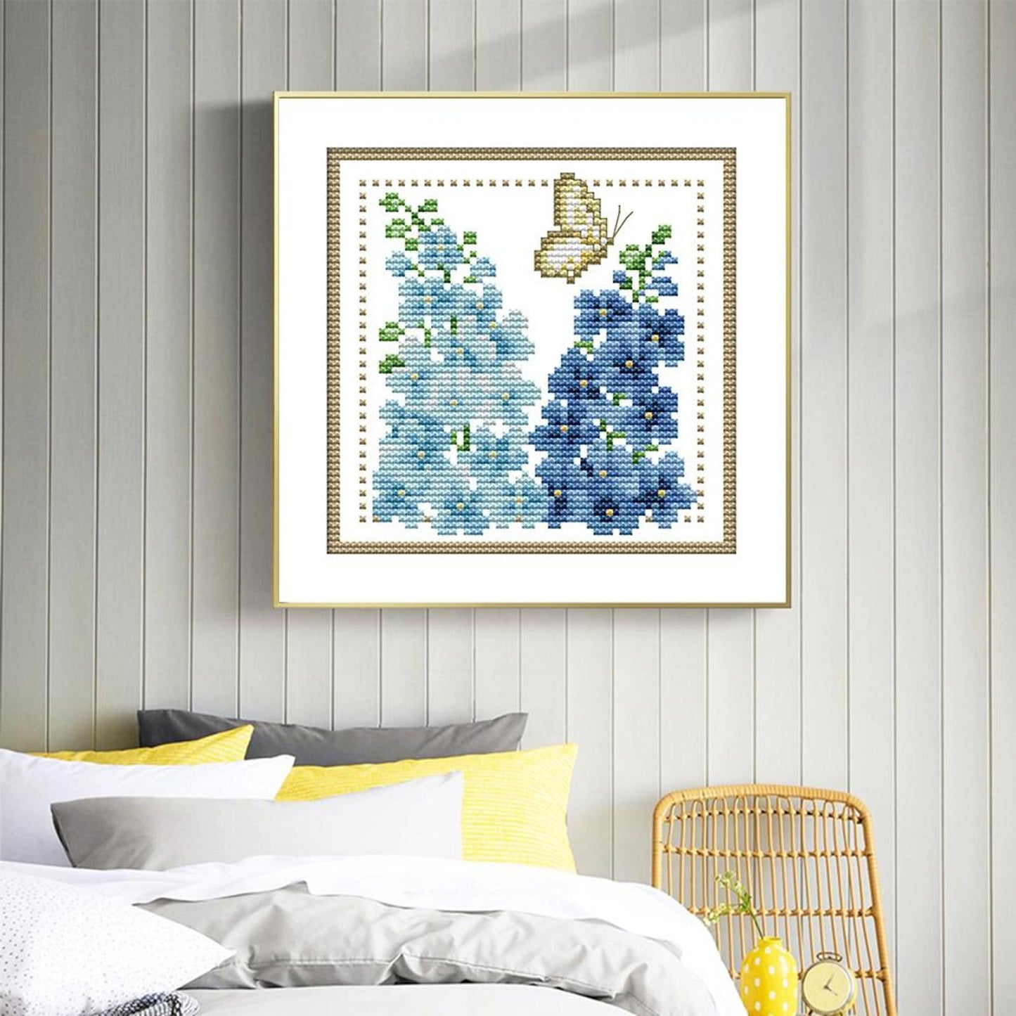 Month Flower - July - Partial 14CT Counted Cross Stitch 17x17CM - Joy Sunday