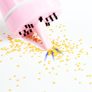 Portable Mini Dust Vacuum Desktop Cleaner Diamond Beads Sweeper (XCQ02)