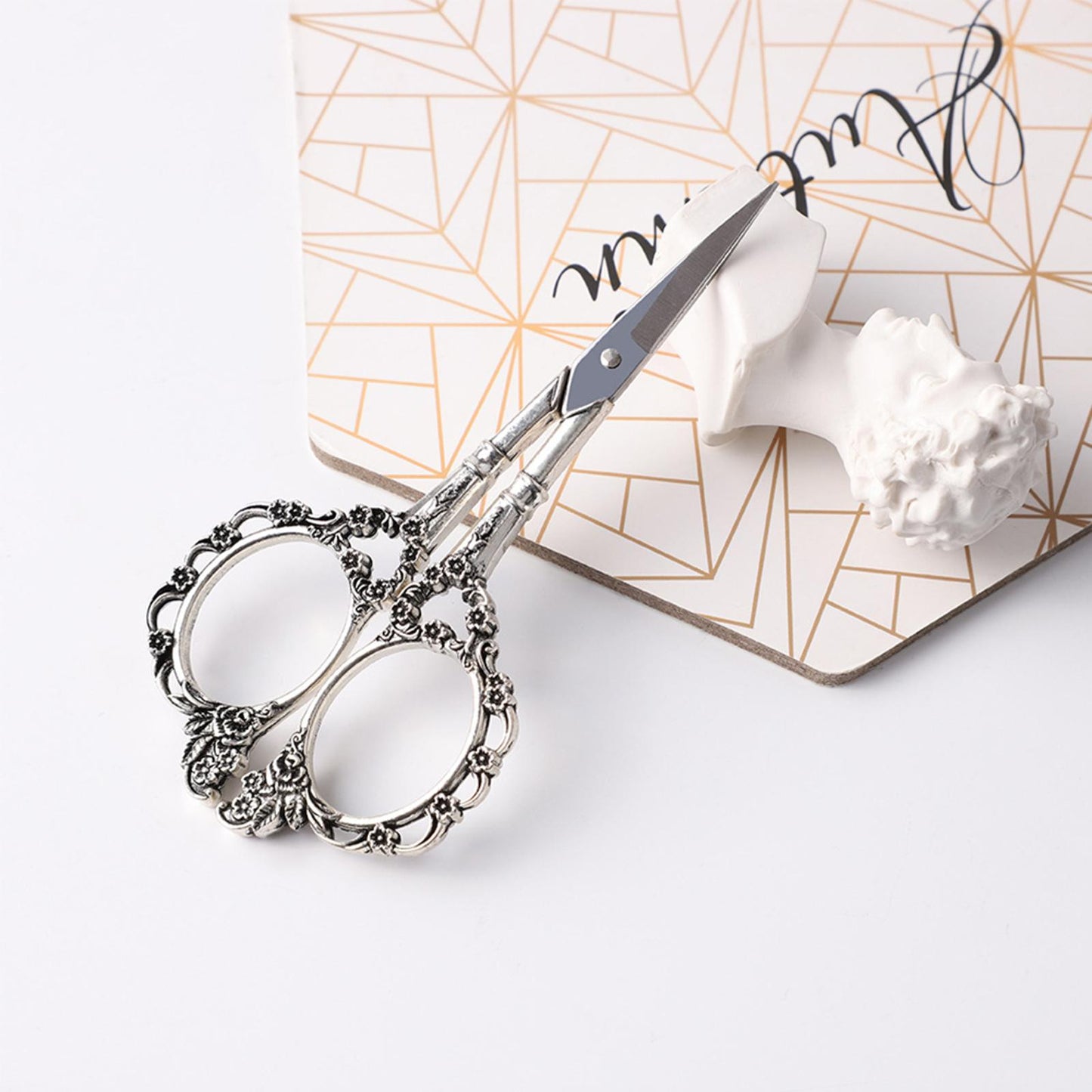 Retro Stainless Steel Tailor Cross Stitch Scissor Sewing Cutter Silver5.4x11.5CM