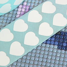 Load image into Gallery viewer, 3000 Pieces Blank Labels Small Labels for 5D DIY Diamond Painting (Heart shaped)
