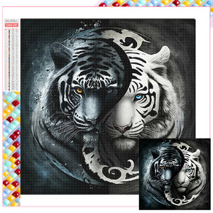 Yin Yang Wolf 50*50CM(Picture) Full Square Drill Diamond Painting