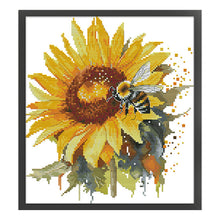 Load image into Gallery viewer, Sunflowers And Bees - 28*30CM 14CT Stamped Cross Stitch
