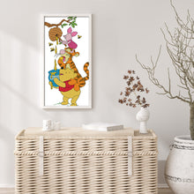 Load image into Gallery viewer, Steal Honey - 21*43CM 14CT Stamped Cross Stitch
