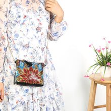 Load image into Gallery viewer, DIY Flower Special Shape Diamond Painting Leather Chain Shoulder Bag Clutch
