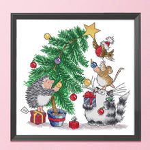Load image into Gallery viewer, Christmas Gift(28*28CM) 14CT stamped cross stitch
