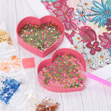 Load image into Gallery viewer, 5D DIY Diamond Painting Tray Plastic Heart Shape Drill Plate (Pink)
