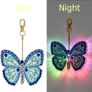 DIY Full Special-shaped Drill Diamond Painting Keychain Pendant (DSK022)
