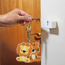 Load image into Gallery viewer, 5pcs Diamond Painting Keychain DIY Lion Animal Key Ring Pendants (YSK087)
