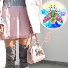 Load image into Gallery viewer, 5pcs Diamond Painting Keychain DIY Insect Animal Key Ring Pendants (YSK091)
