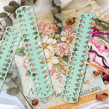 Load image into Gallery viewer, 3pcs Cross Stitch Thread Holder PC 37-Hole for DIY Sewing Storage (Green)
