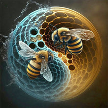Load image into Gallery viewer, Bee (40*40CM) 11CT 3 Stamped Cross Stitch
