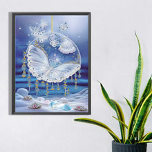 Load image into Gallery viewer, Blue Water Drop Pendant 30*40CM(Canvas) Partial Special Shaped Drill Diamond Painting
