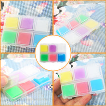 Load image into Gallery viewer, DIY Diamond Painting Wax 2x2cm 30pcs Glue Clay Wax Tool Set(6 Colors Mix)
