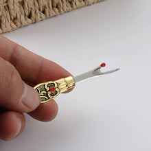 Load image into Gallery viewer, Vintage Stitch Eraser Sharp Boxed for Clothes Crafting Embroidery (Gold)
